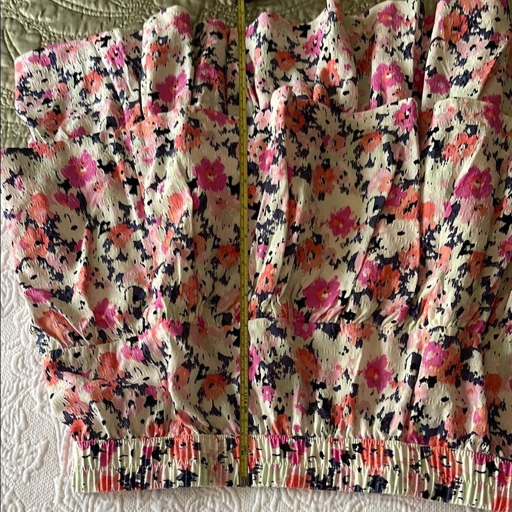 Mini skirt by Universal Thread - Picture 6 of 6
